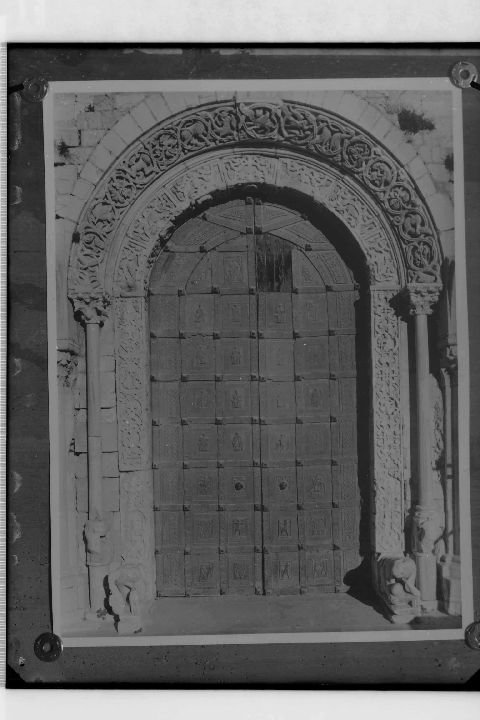 Trani (Ba), cattedrale (negativo) di Anonimo (XX)