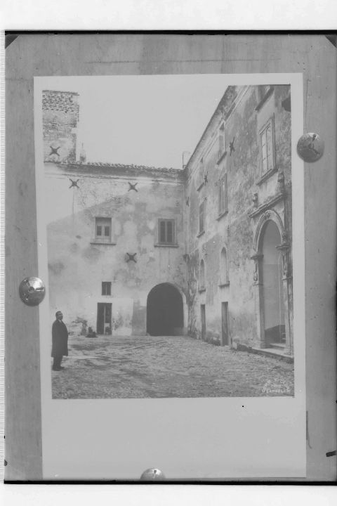 Ascoli Satriano (Fg), Castello Ducale (negativo) di Leone (XX)