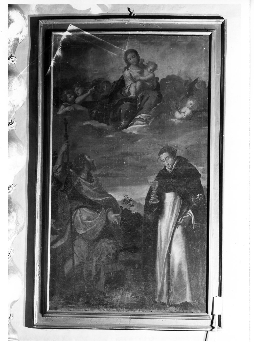 Madonna con Bambino in gloria e i Santi Rocco e Lodovico Bertrando (dipinto) di Scarsella Ippolito detto Scarsellino (sec. XVII)