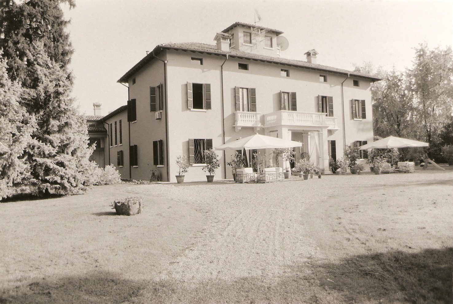 Villa Pizzarotti-Agnetti (villa) - Parma (PR)  (sec. XVII; sec. XIX, inizio)