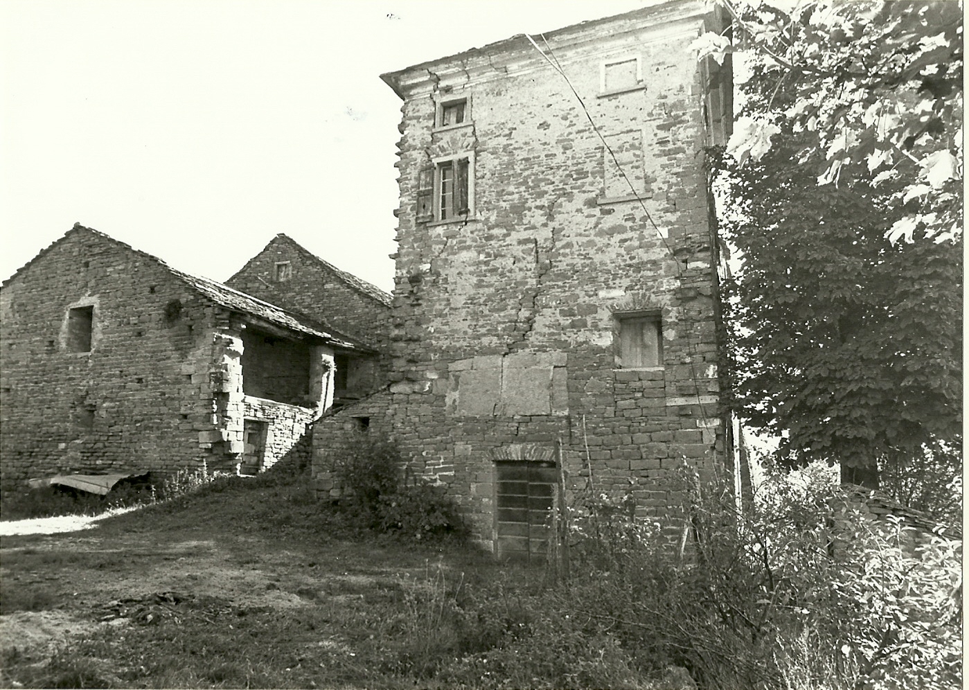 La Camminata (casale, rurale) - Bardi (PR) 