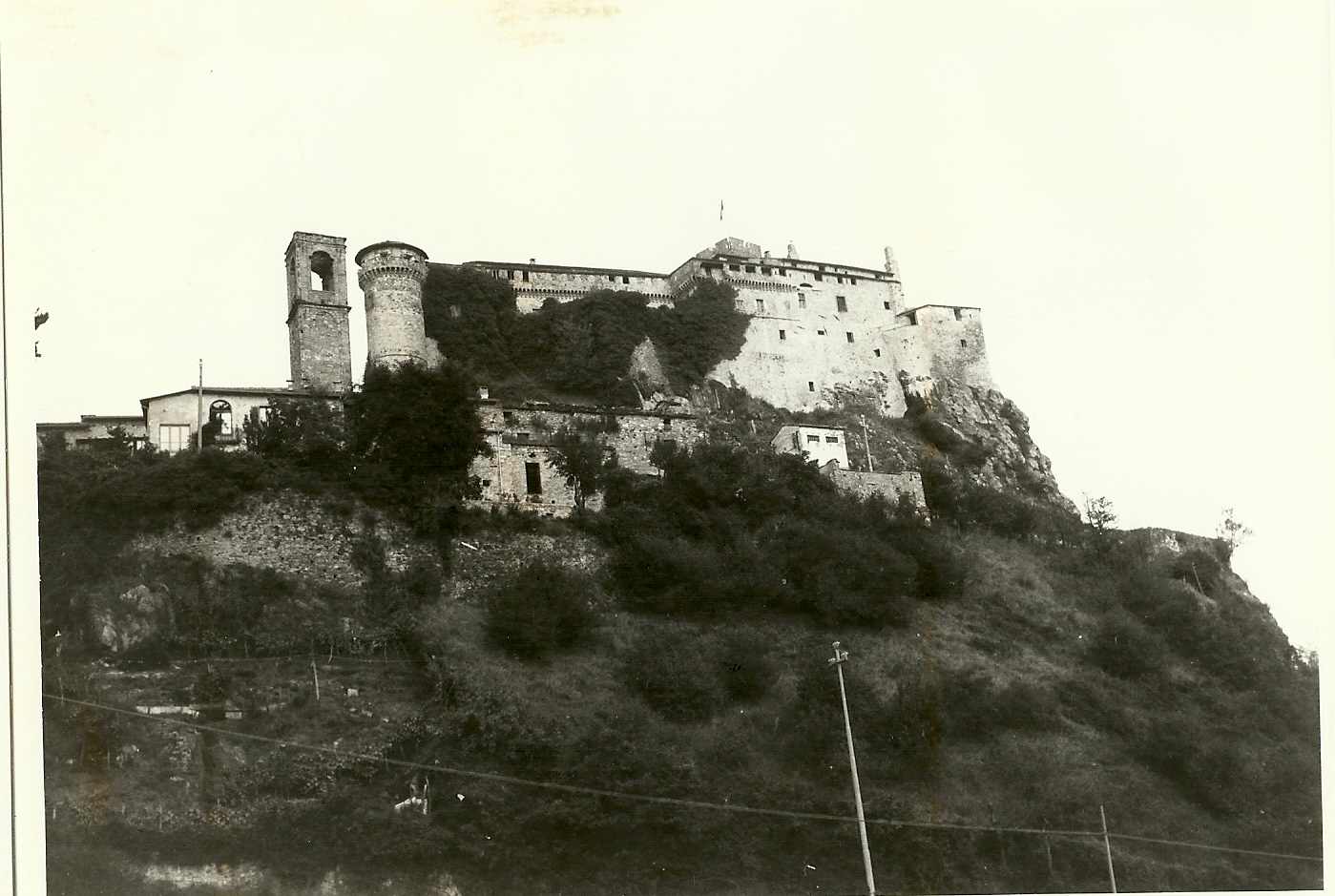 Castello di Bardi (castello) - Bardi (PR)  (sec. IX; sec. XIV; sec. XVI, fine)