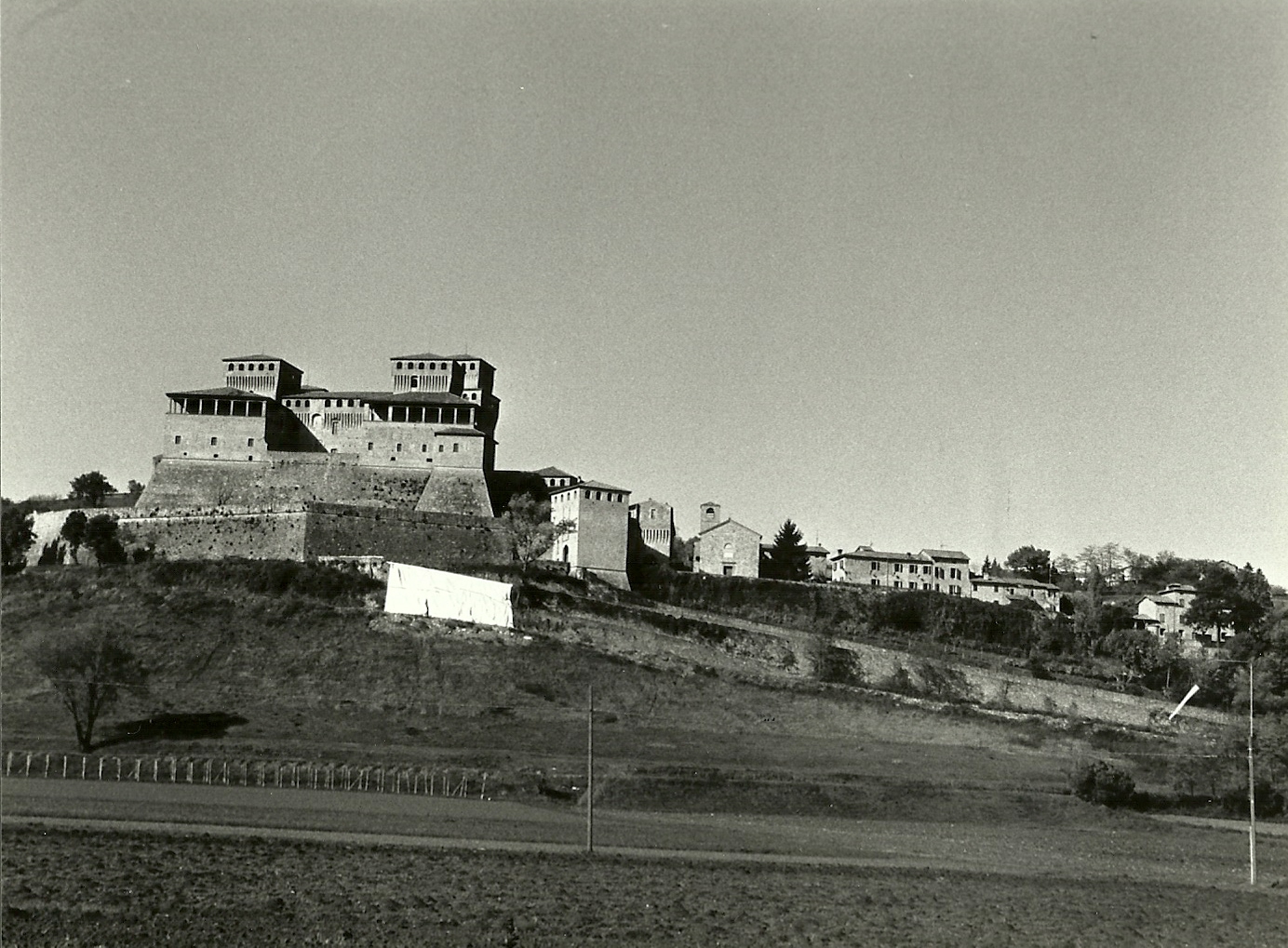 Mura del Castello di Torrechiara (mura, pubblico) - Langhirano (PR) 