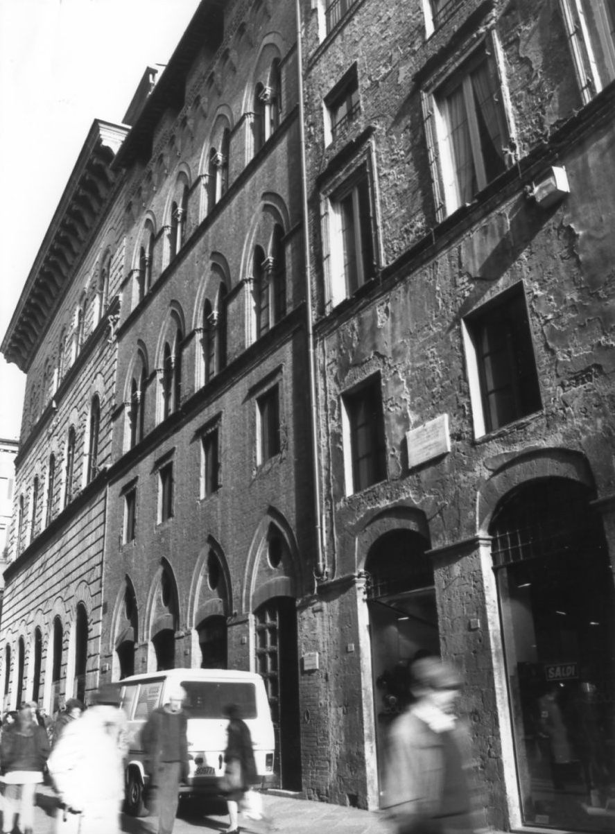 Palazzo Cinughi de' Pazzi (palazzo, nobiliare) - Siena (SI) 