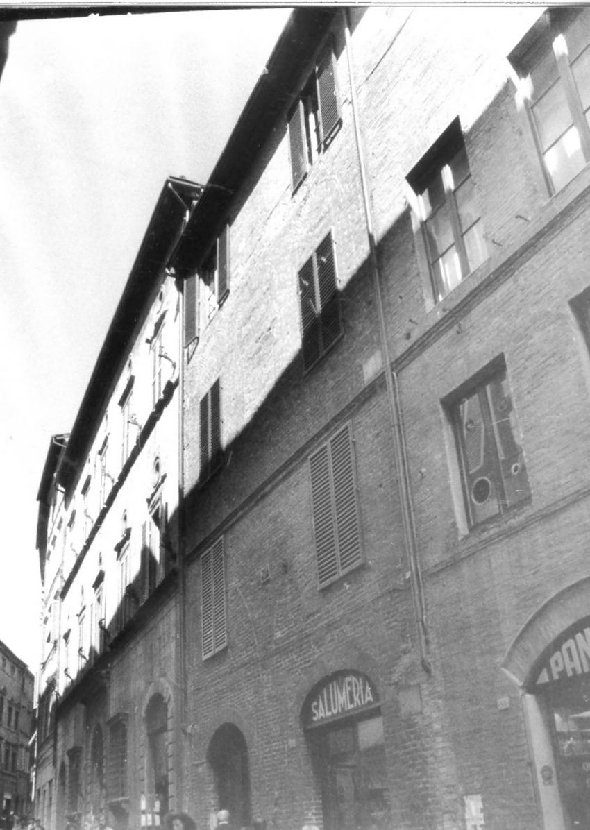 Palazzetto Cinquini (casa in linea) - Siena (SI)  (XIX, prima metà)