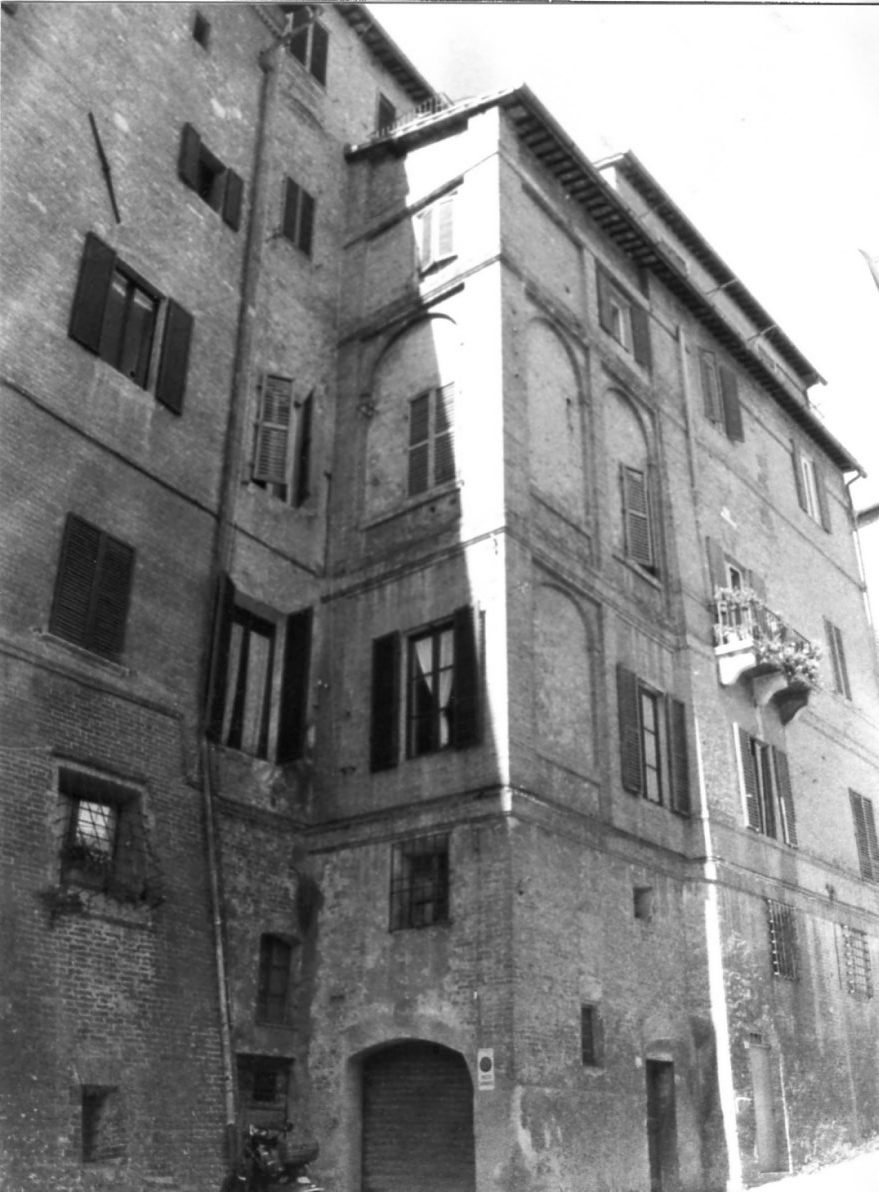 Palazzo Mancinelli poi Baldassarini Mancinelli (palazzo, nobiliare) - Siena (SI) 