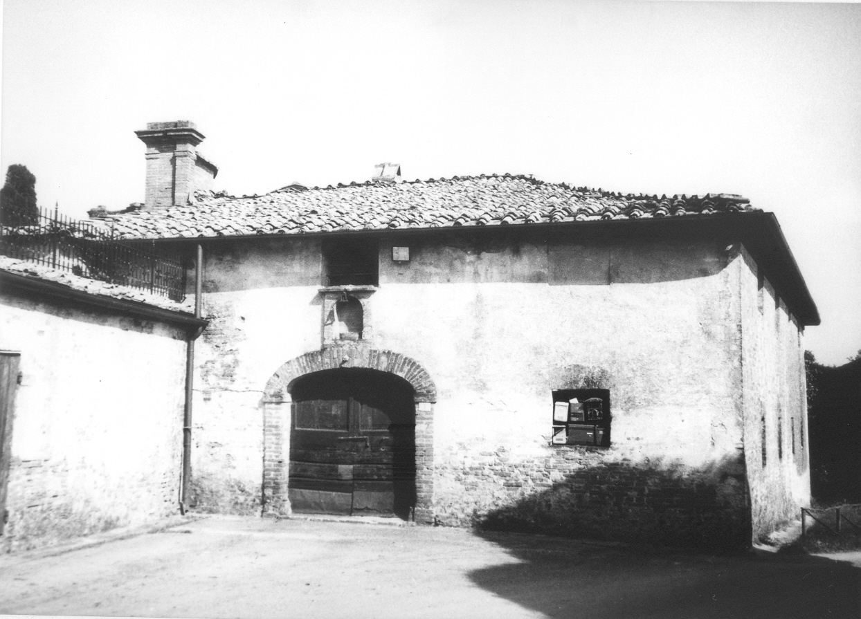 Cantina della Fattoria Piccolomini o di S. Apollinare (cantina) - Siena (SI) 