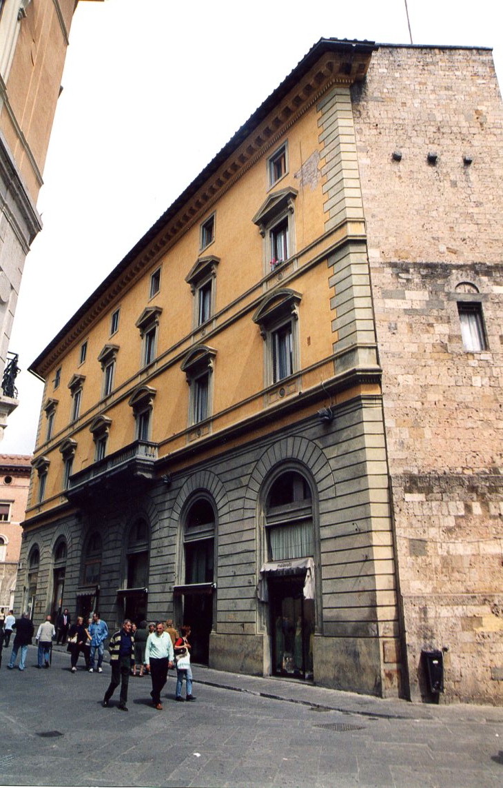 PALAZZO EX CASTELLARE DEI MALAVOLTI (palazzo, nobiliare) - Siena (SI) 