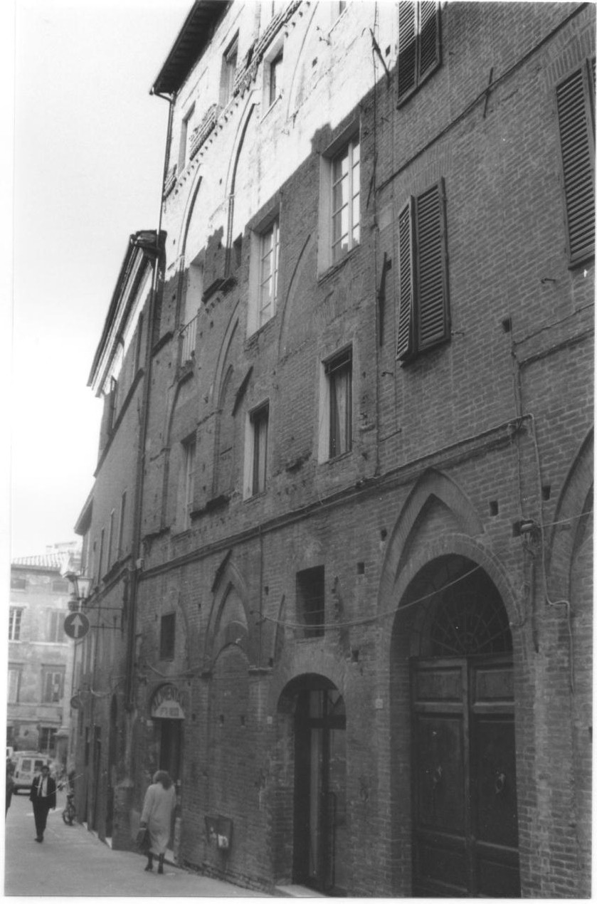 PALAZZO DI BIAGIO DI CECCO CARTAIO (palazzo) - Siena (SI) 