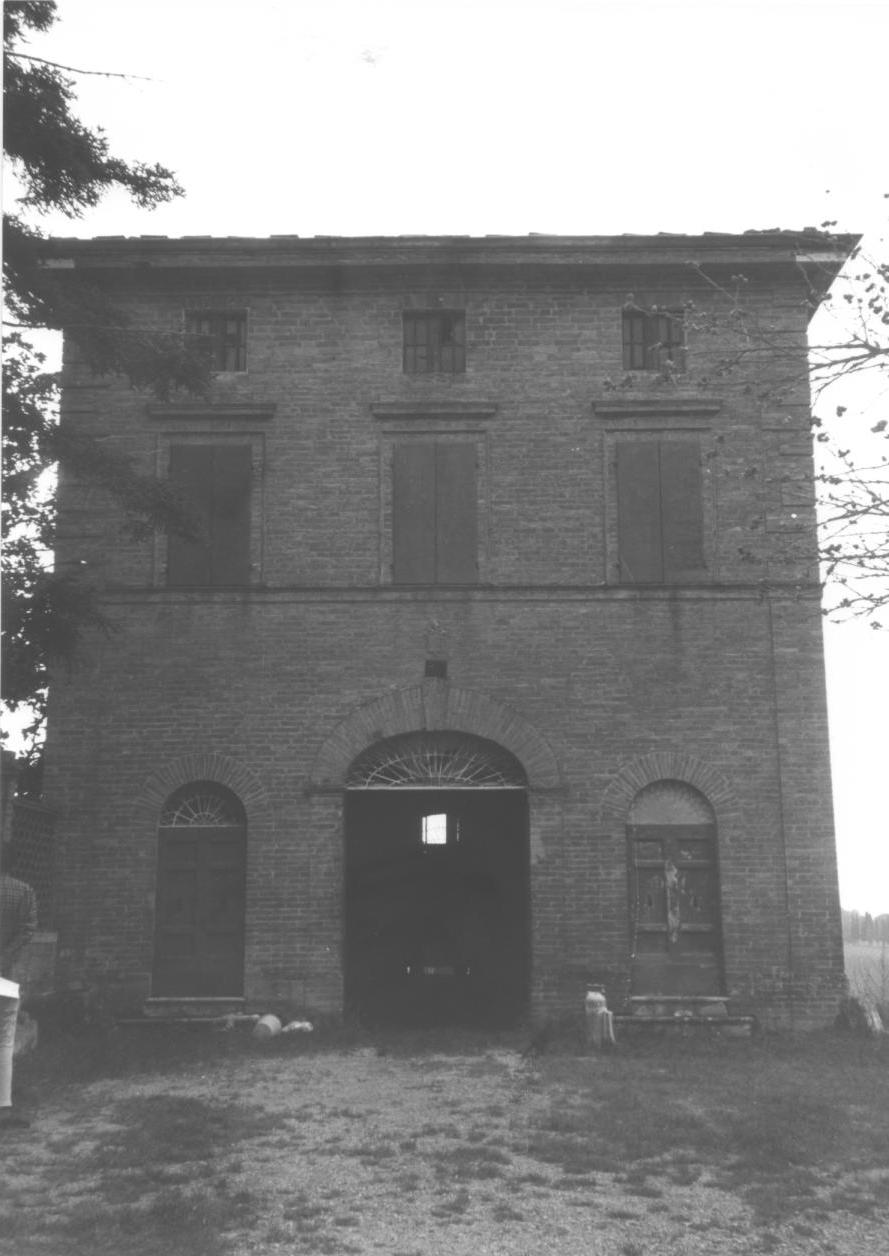 GRANAIO DI VILLA IL PODERUCCIO (granaio) - Siena (SI)  (XIX)