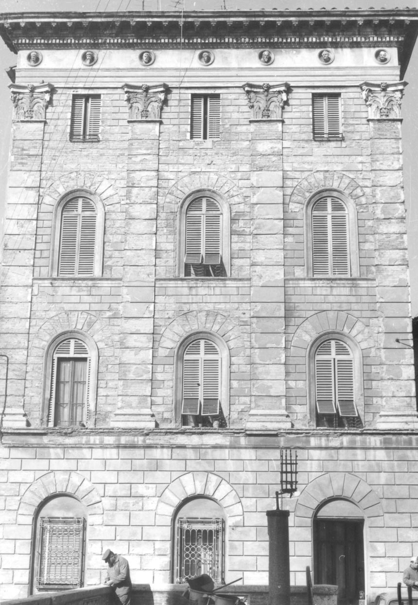 Palazzo Trallori (palazzo, gentilizio) - Siena (SI) 