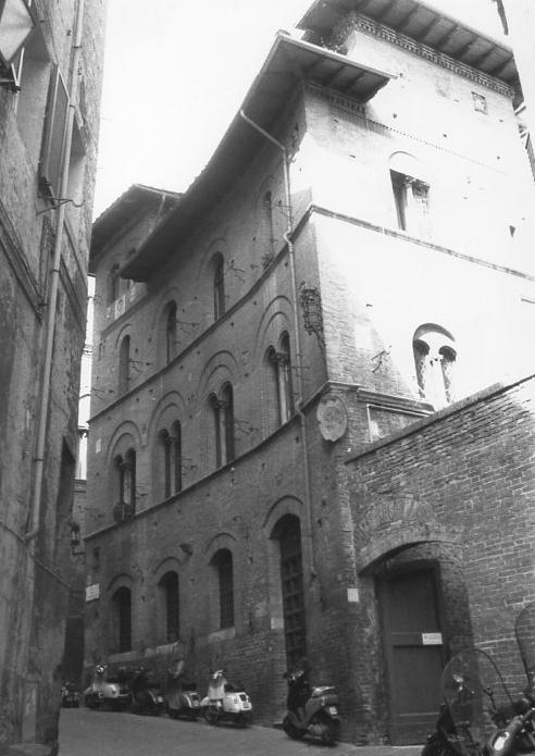 Palazzo del Diavolo Rosso (palazzo) - Siena (SI) 