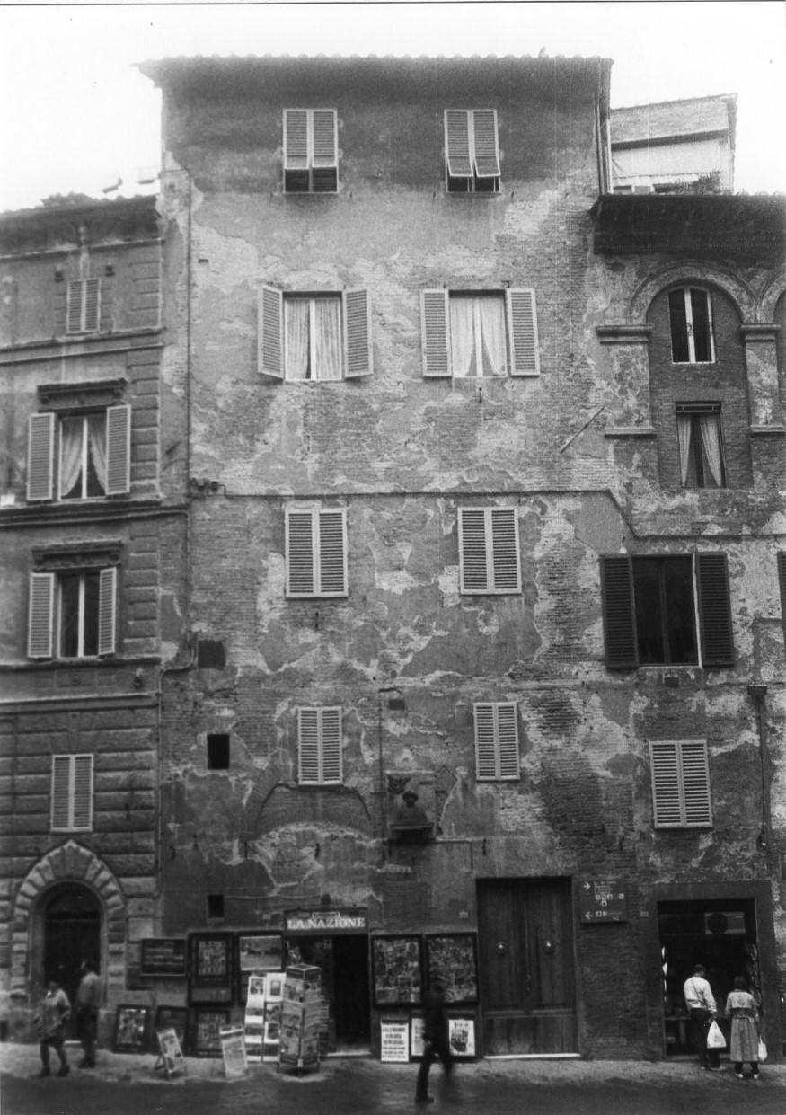 CASA CON RESTI MEDIEVALI (casa) - Siena (SI) 