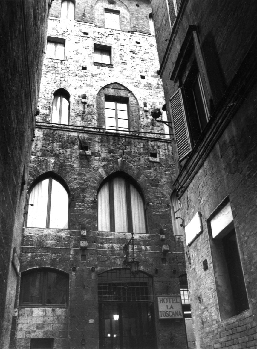 Palazzo Rinuccini (casa-torre, palazzo) - Siena (SI) 
