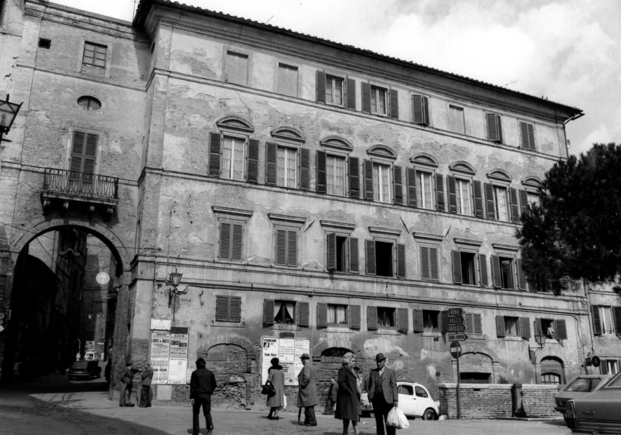 PALAZZO BARGAGLI (palazzo, nobiliare) - Siena (SI)  (XVII, inizio)