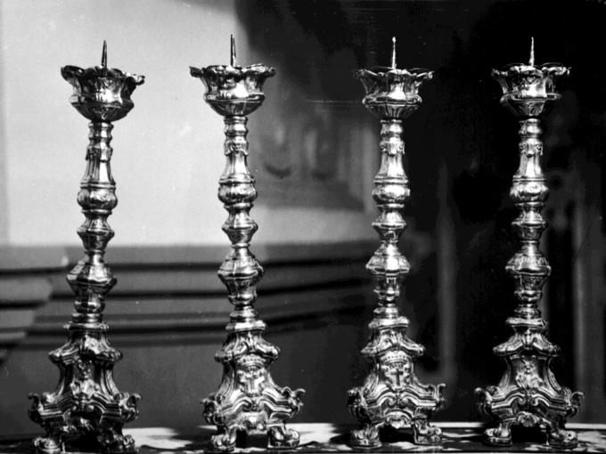 candelabro, serie - ambito napoletano (seconda metà sec. XVIII)