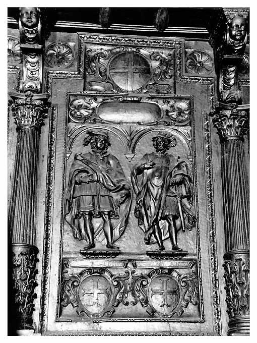 figure di due militi dell'ordine militare di San Lazzaro e della beta Maria (rilievo) - ambito napoletano (prima metà sec. XVII)