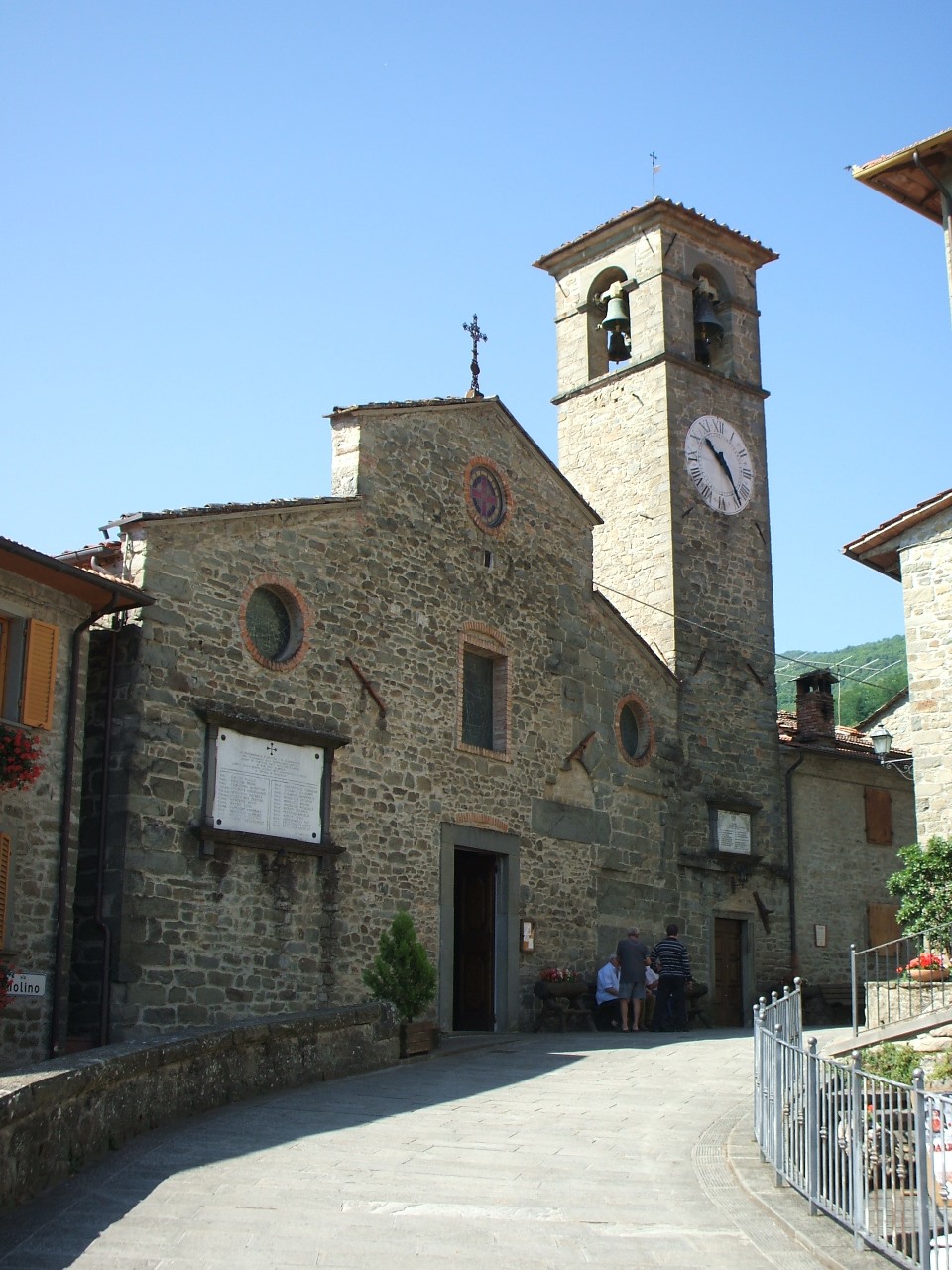 chiesa di S. Michele Arcangelo (chiesa) - Ortignano Raggiolo (AR) 