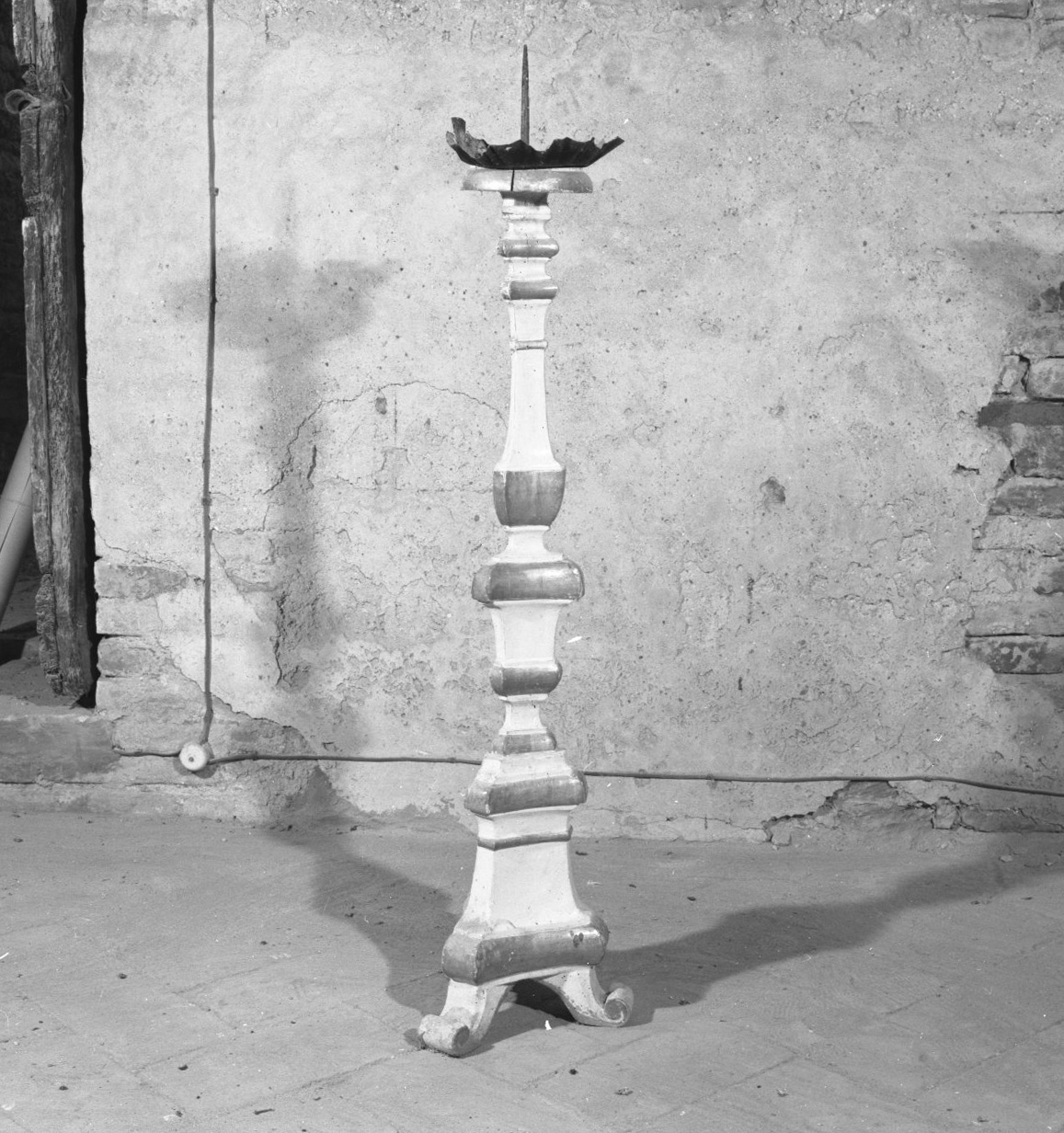 candeliere, serie - bottega senese (sec. XVIII)