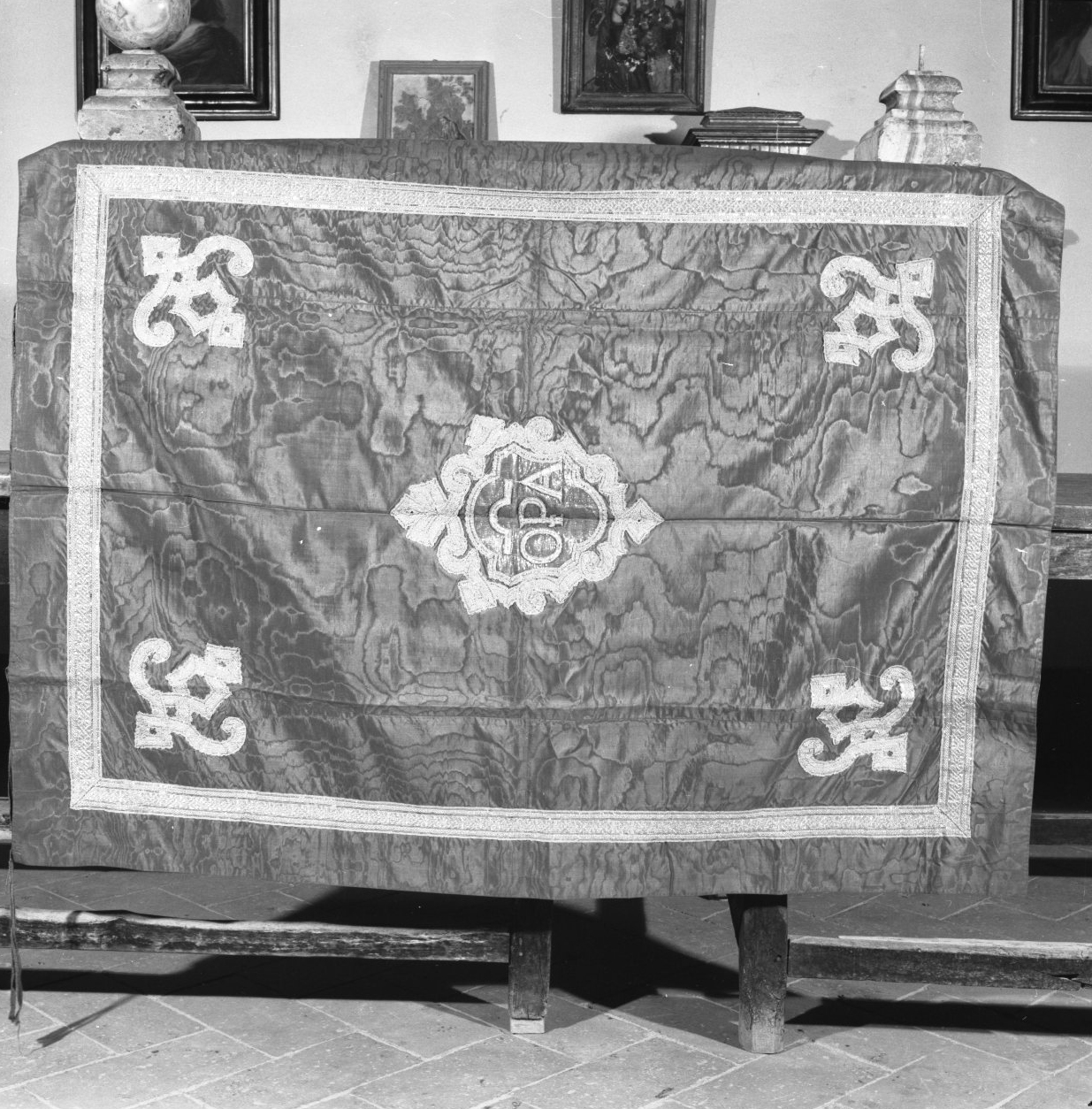 tessuto - manifattura italiana (fine/ inizio secc. XVIII/ XIX)