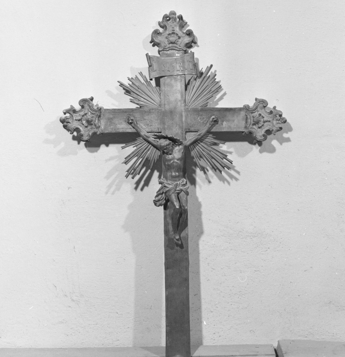 Cristo crocifisso (croce d'altare) - bottega toscana (sec. XVIII)