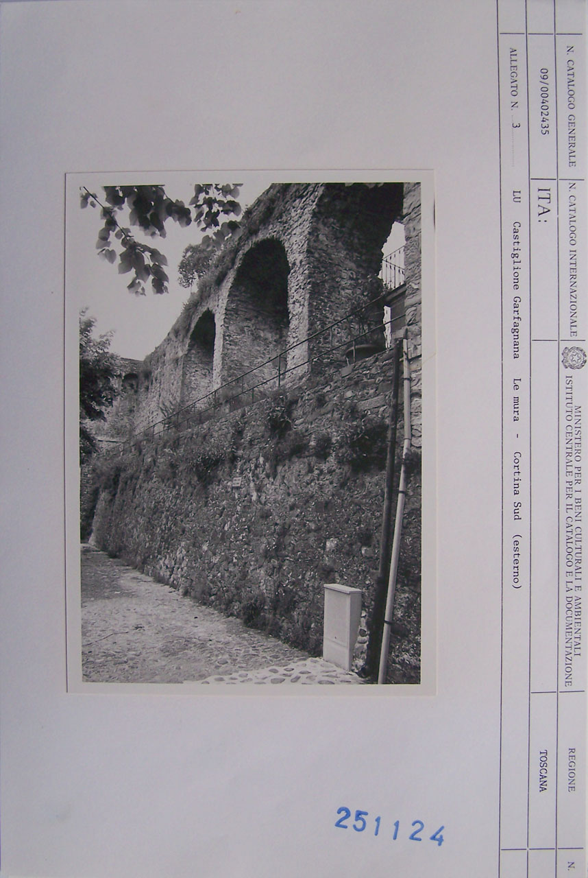 Mura (fortezza) - Castiglione di Garfagnana (LU)  (XV, seconda metà)