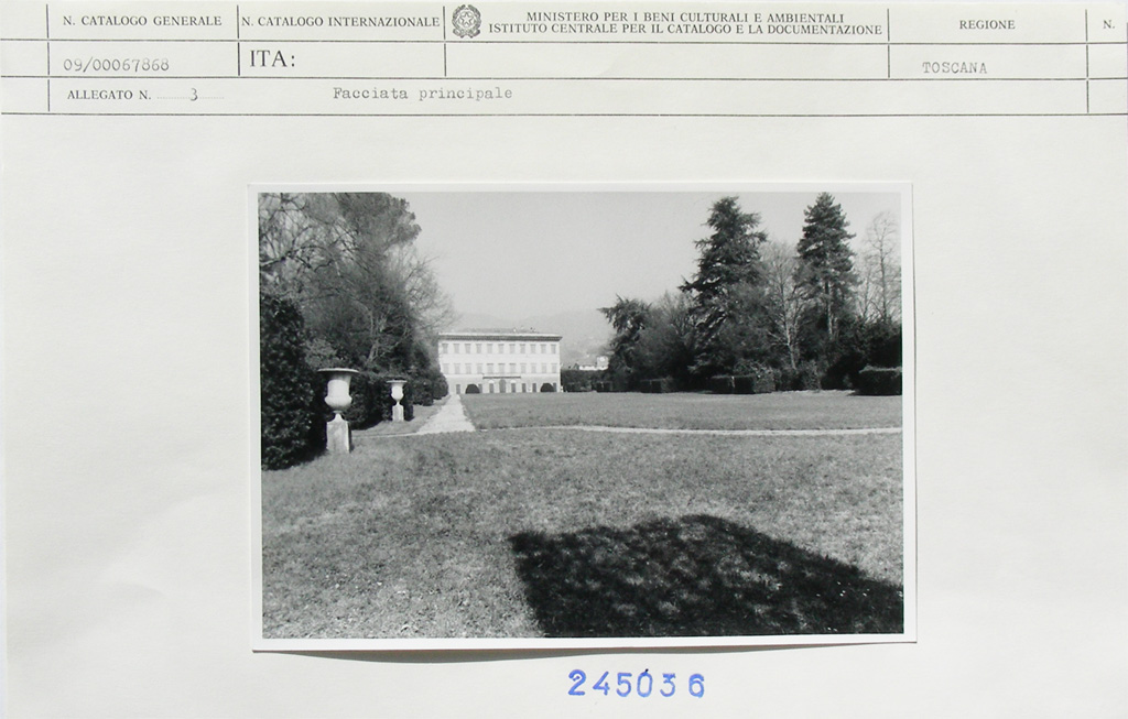 Villa Buonvisi, poi Orsetti, poi Villa Reale, oggi Pecci-Blunt (villa, privata) - Capannori (LU)  (XVII, seconda metà)