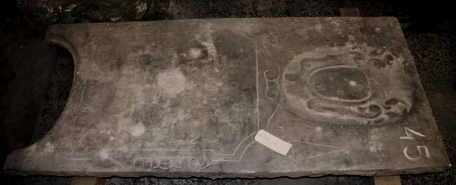 lapide tombale - ambito toscano (Sec.XVII)