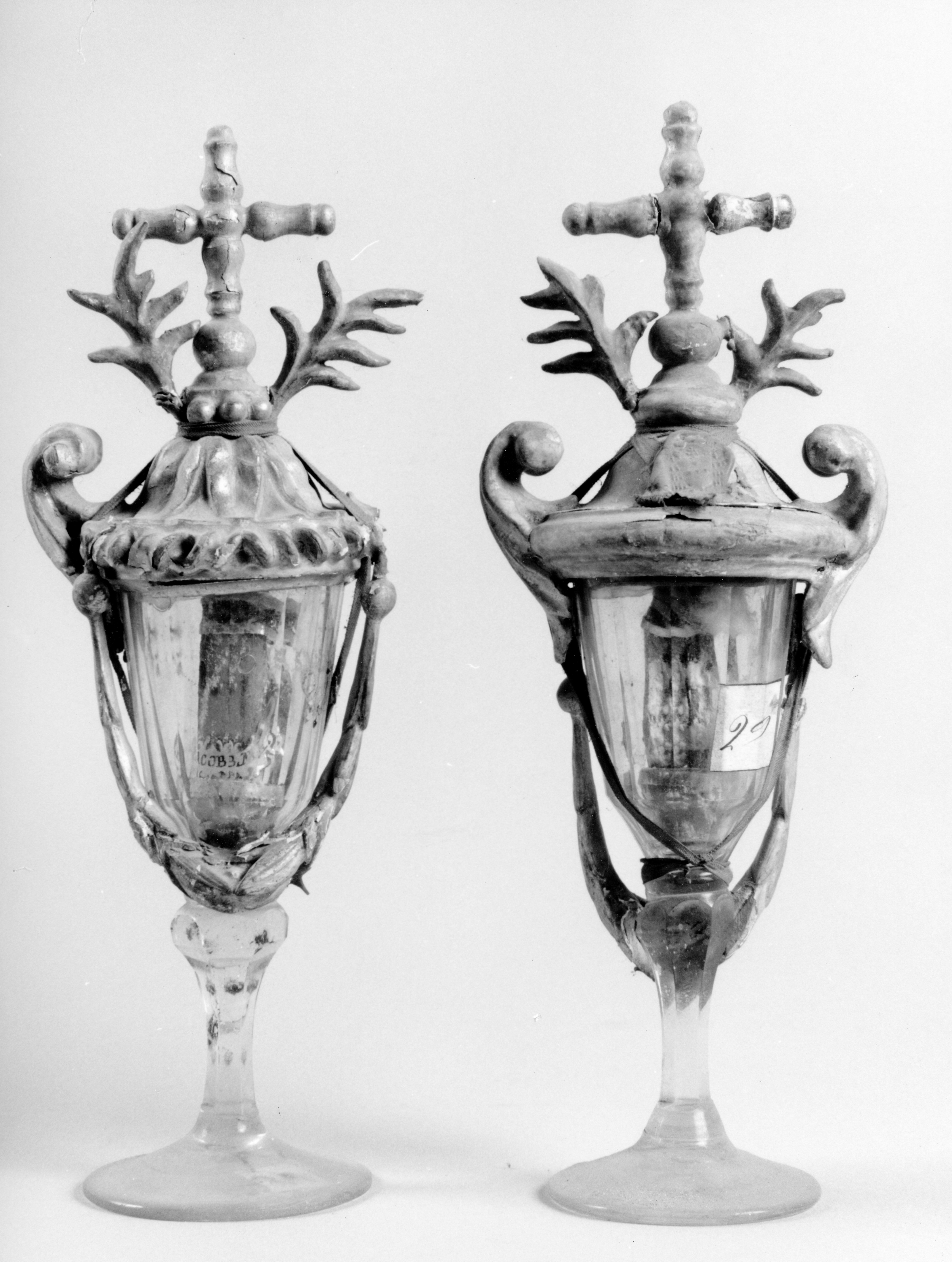 reliquiario - a bicchiere, serie - produzione toscana (seconda metà sec. XIX)