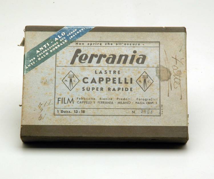 Contenitore, per lastre fotografiche 13x18 - Ferrania S.A (primo quarto XX sec)