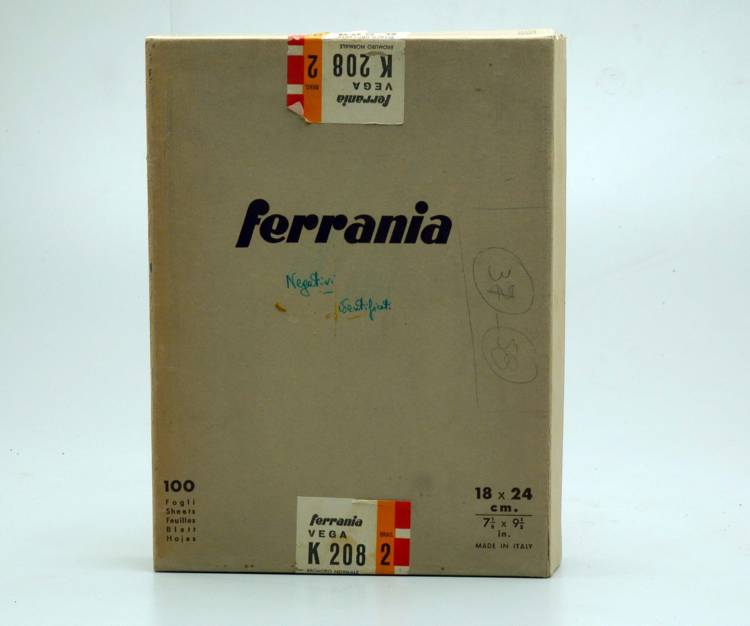Contenitore, per carta fotografica 18x24 - Ferrania Vega (secondo quarto XX sec)