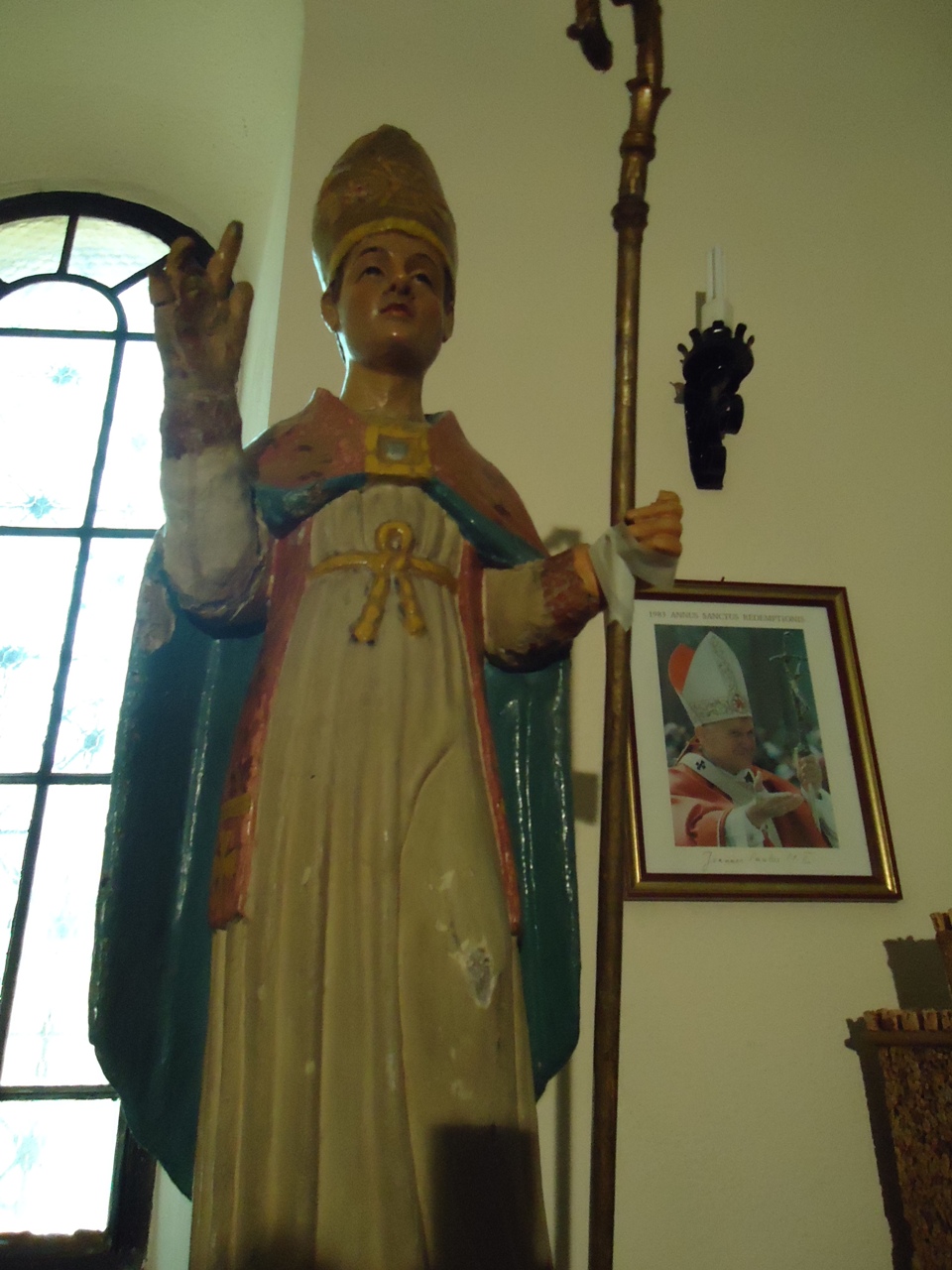Santo vescovo (statua)