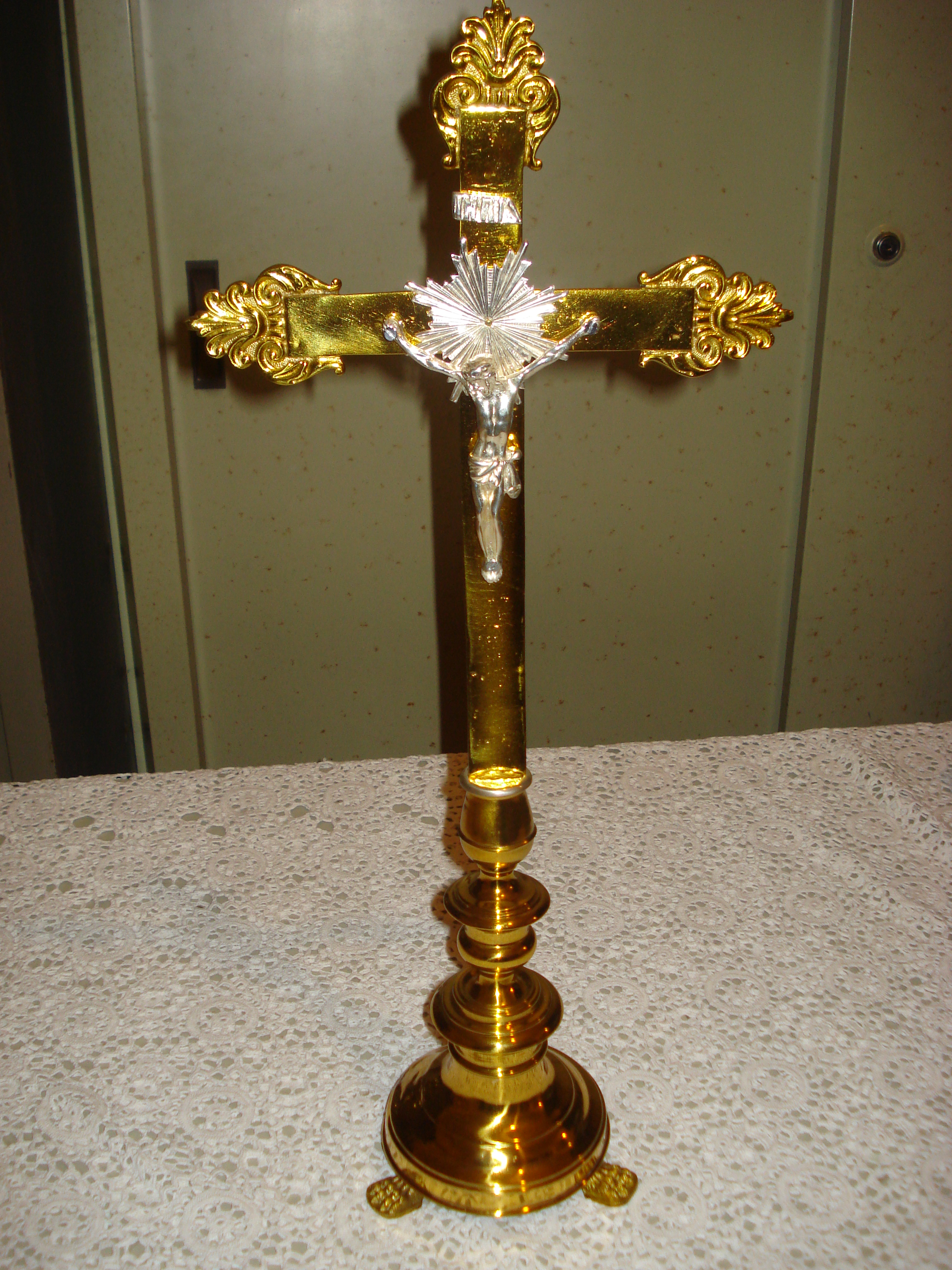 Croce d'altare