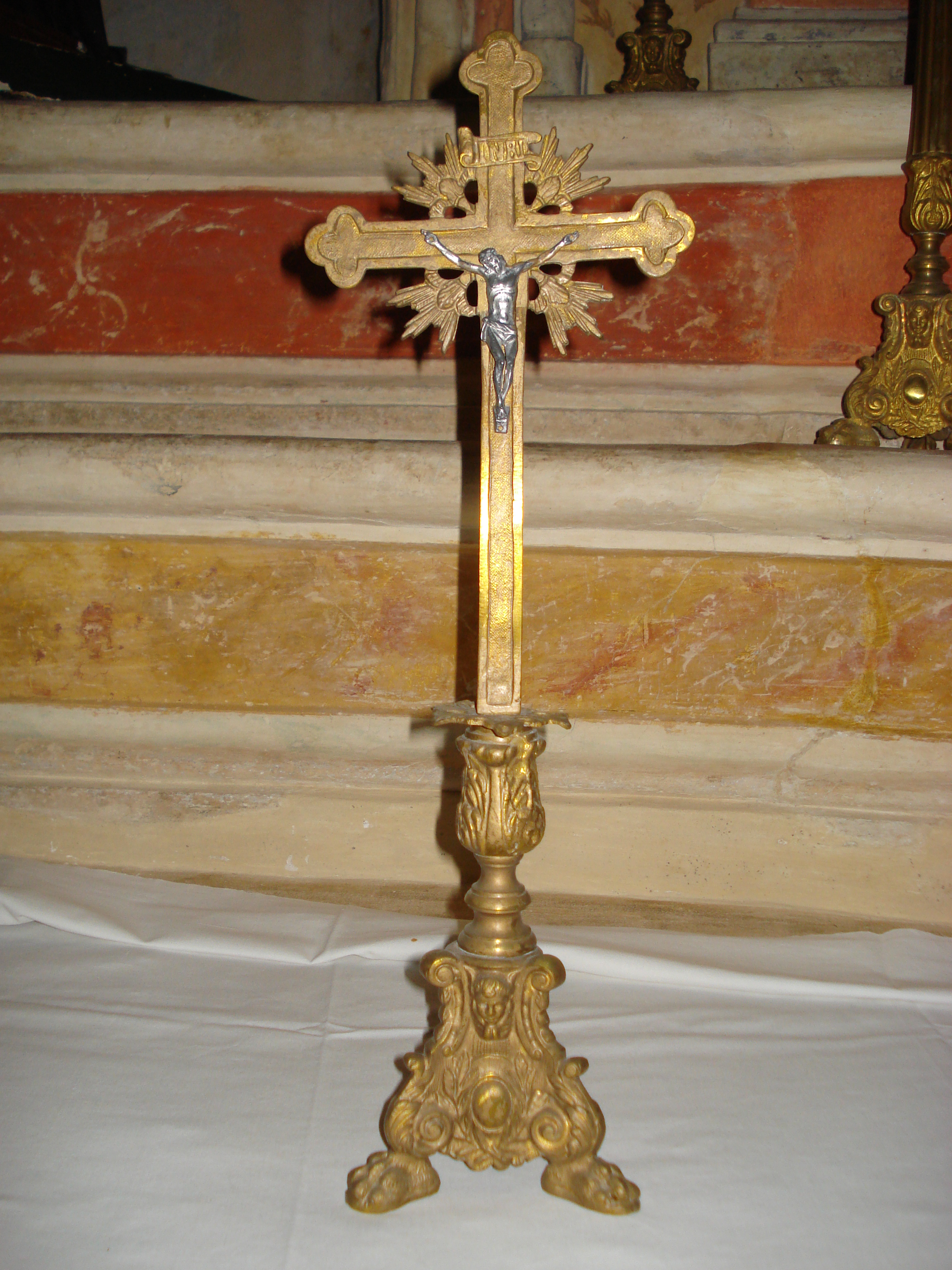 Croce d'altare