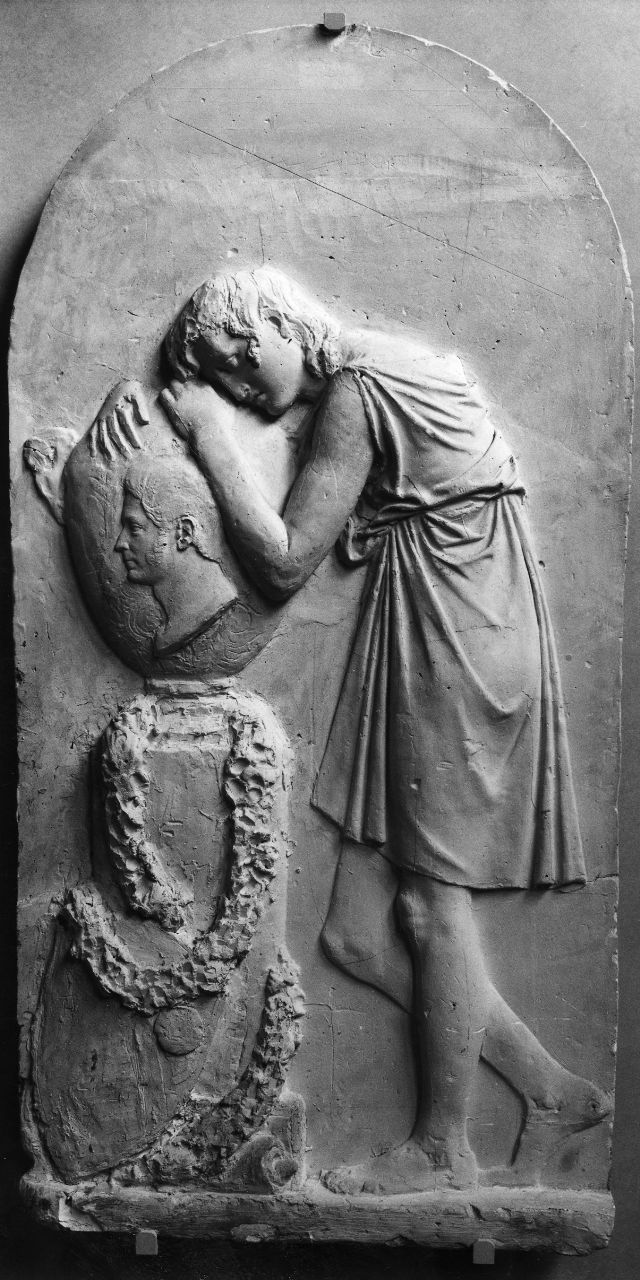 fanciullo piangente abbracciato ad un'urna (rilievo) di Bartolini Lorenzo (sec. XIX)