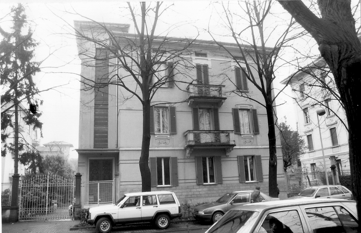 Palazzo Carnevali (palazzo, abitazione plurifamiliare) - Parma (PR) 