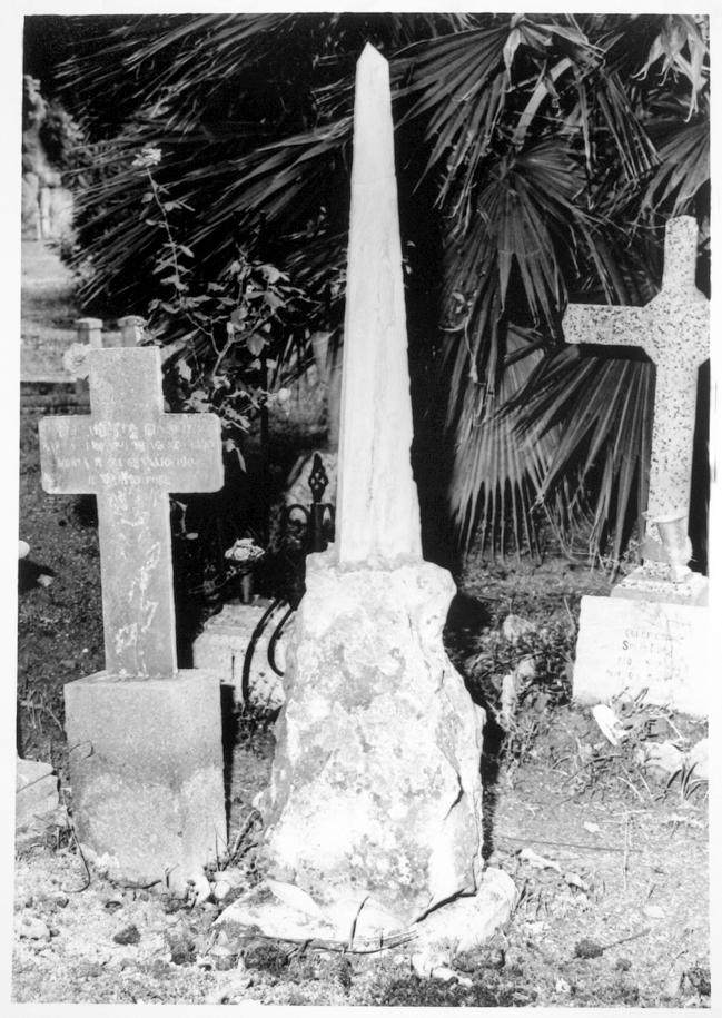 Priamo marras-teresa fumagalli (monumento funebre)