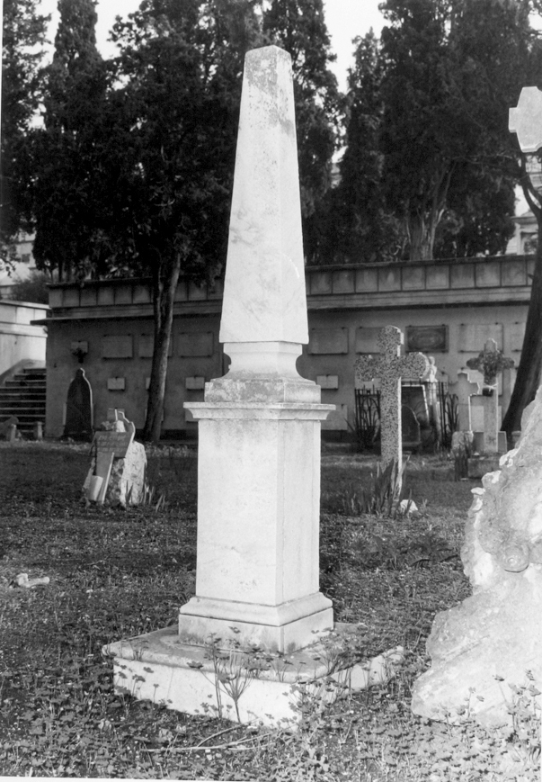 Giulio carboni-sea carboni (monumento funebre)