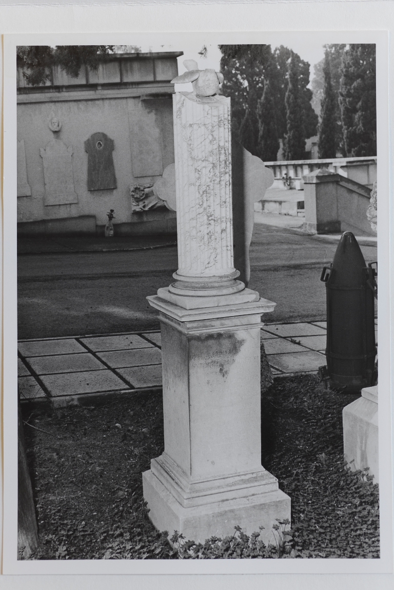 Antonietta moretti (monumento funebre)