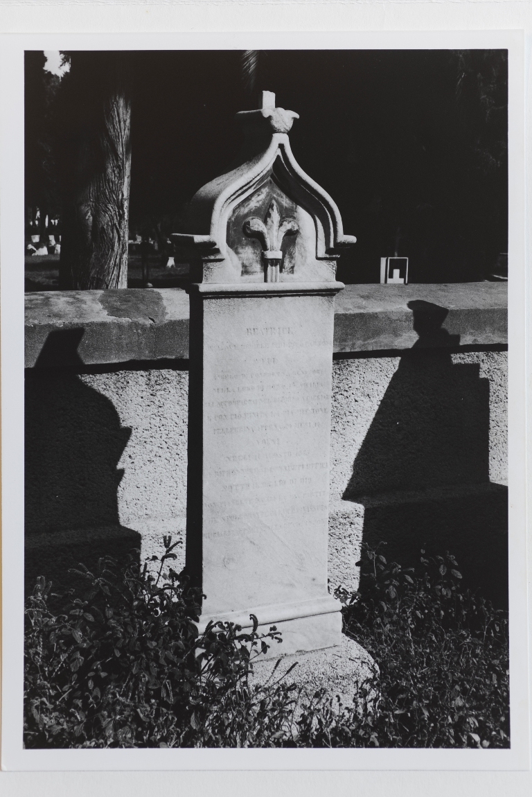 Beatrice carboni (monumento funebre)