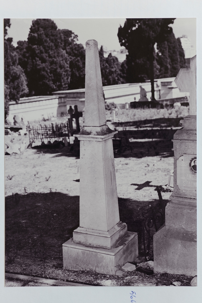 Emma caddeo congiu (monumento funebre)