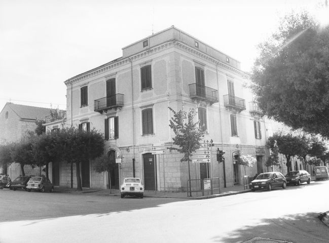 palazzo Vecchiarelli (palazzo, signorile) - Agnone (IS) 