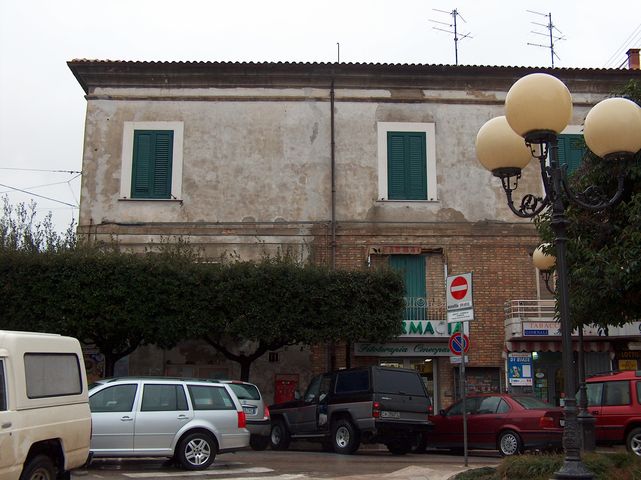 Palazzo Luciani (palazzo, plurifamiliare) - Montenero di Bisaccia (CB) 