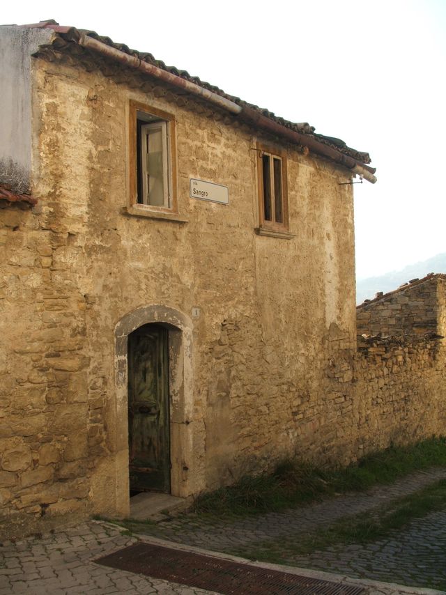 complesso edilizio, rurale - Castel del Giudice (IS) 