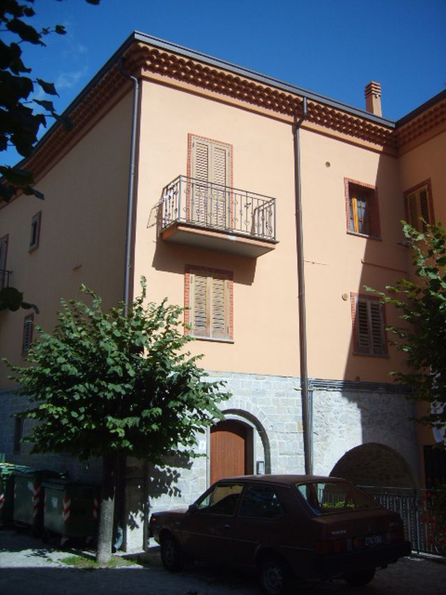 Palazzo De Palatis (palazzo, privato) - Sant'Angelo del Pesco (IS) 