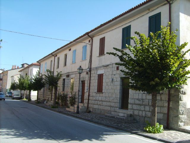 Edilizia Economica e Popolare (palazzina, plurifamilliare) - Sant'Angelo del Pesco (IS) 