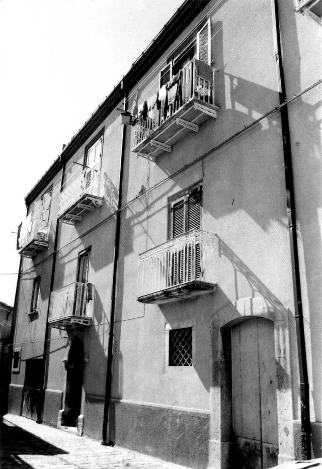 Palazzo Perna (palazzo, gentilizio) - Busso (CB) 