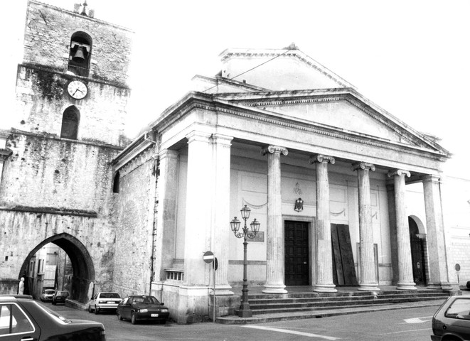 Cattedrale S. Pietro Principe degli Apostoli (chiesa, parrocchiale) - Isernia (IS) 