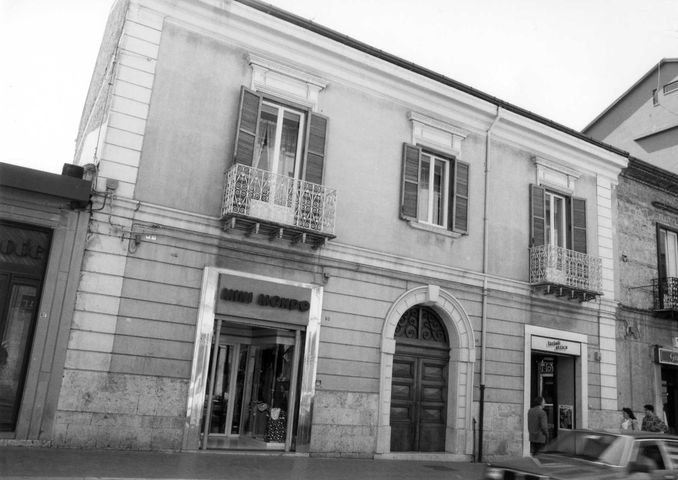palazzo Incollingo (palazzo, gentilizio) - Isernia (IS) 