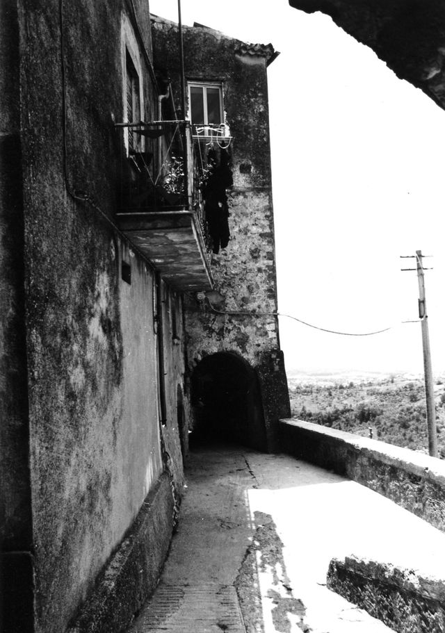 casa, con supportico - Fornelli (IS) 